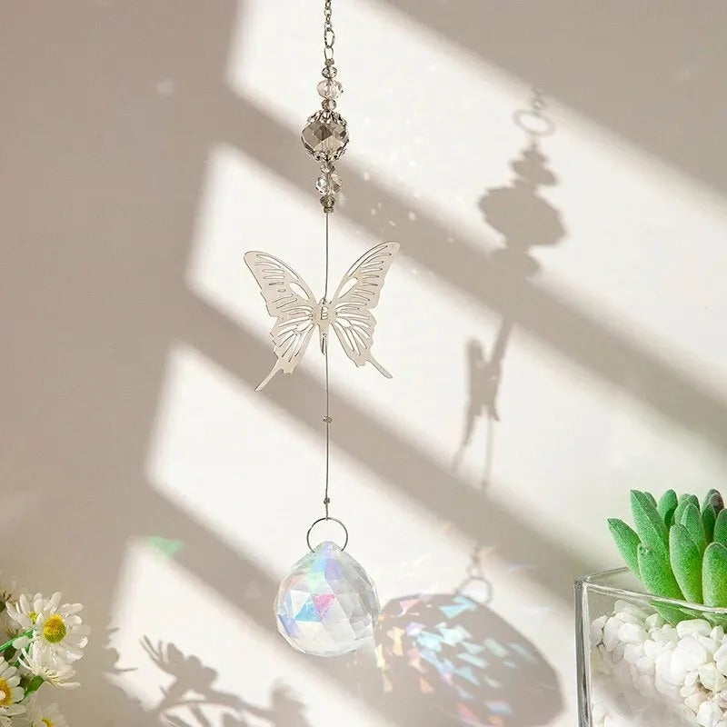 1 Piece Coloured Crystal Suncatcher Animal Butterfly Prism Ball Pendant Rainbow Maker Family Room Wedding Party Decoration